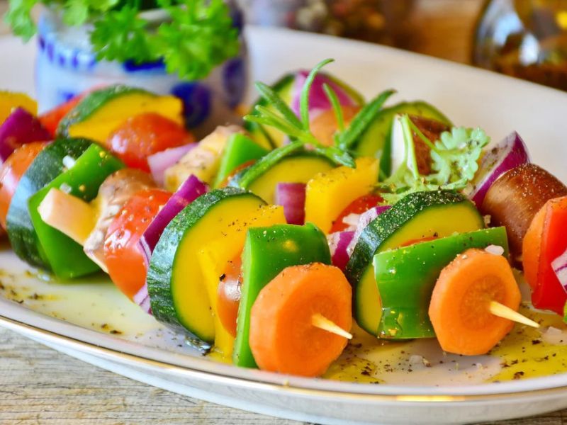 Brochettes de légumes à la vapeur